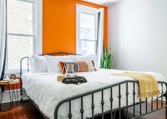 Сasa de vacaciones Jungle Nook By Jungle House Near Convention Center Osu & Nationwide Arena Walk To High Street Downtown & Short North 5 800 Reviews Private Parking *