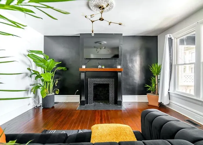 Jungle Nook By Jungle House Near Convention Center Osu & Nationwide Arena Walk To High Street Downtown & Short North 5 800 Reviews Private Parking * Columbus