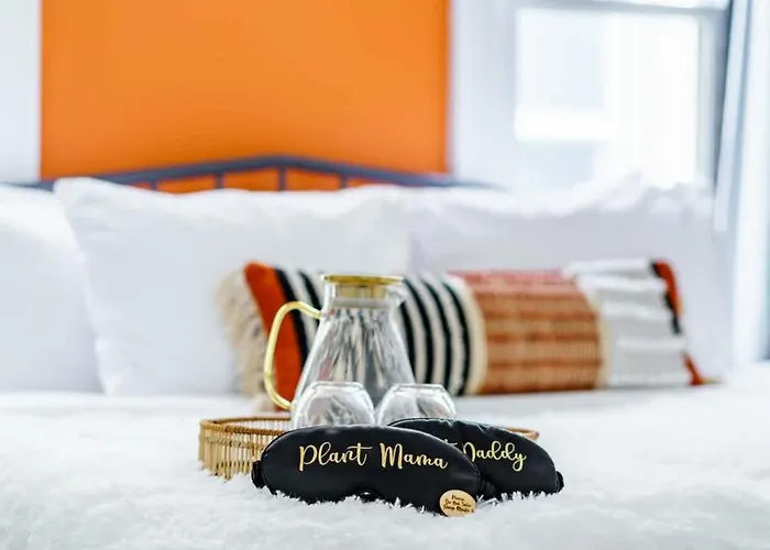 Сasa de vacaciones Jungle Nook By Jungle House Near Convention Center Osu & Nationwide Arena Walk To High Street Downtown & Short North 5 800 Reviews Private Parking Columbus