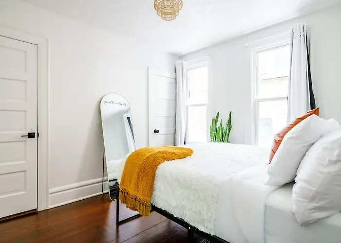 Jungle Nook By Jungle House Near Convention Center Osu & Nationwide Arena Walk To High Street Downtown & Short North 5 800 Reviews Private Parking * Columbus
