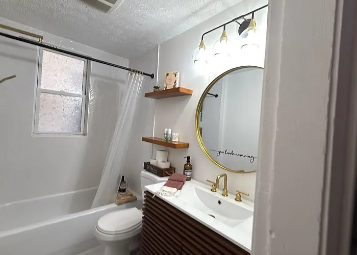 Jungle Nook By Jungle House Near Convention Center Osu & Nationwide Arena Walk To High Street Downtown & Short North 5 800 Reviews Private Parking Сasa de vacaciones